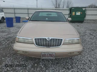 1996 Mercury Grand Marquis GS with VIN 2MELM74W8TX673695, listed as a Copart auction lot 44953635 with 271,807 mi miles and Salvage Title. Bid and sale history available at DreamBid. Image 5.