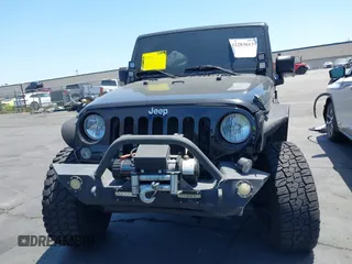 2015 Jeep Wrangler Unlimited Sport с VIN 1C4HJWDG7FL544447, выставлен на аукционе IAAI как лот 42283613 с пробегом 132 939 миль миль и . История ставок и продаж доступна на DreamBid. Изображение 12.