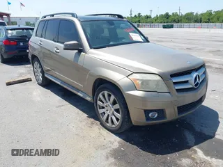 2010 Mercedes-Benz GLK 350 with VIN WDCGG8HB9AF312423, listed as a IAAI auction lot 42267625 with 199,463 mi miles and . Bid and sale history available at DreamBid. Image 1.