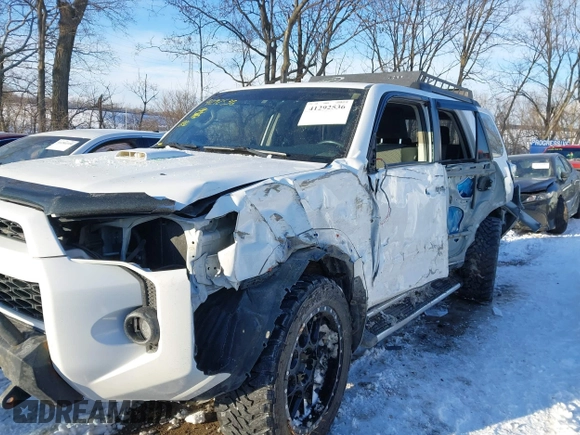 2018 Toyota 4Runner SR5 with VIN JTEBU5JR4J5507930, listed as a IAAI auction lot 41292536 with 105,882 mi miles and . Bid and sale history available at DreamBid. Image 6.