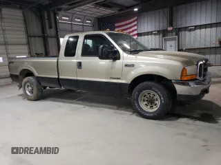 2001 Ford F-250 XL with VIN 1FTNX21F71EB01590, listed as a Copart auction lot 53720615 with 344,588 mi miles and Salvage Title. Bid and sale history available at DreamBid. Image 4.