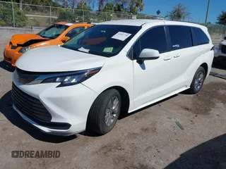 2023 Toyota Sienna LE with VIN 5TDKRKEC2PS173314, listed as a IAAI auction lot 41601728 with 50,873 mi miles. Bid and sale history available at carsss.com. Image 17.