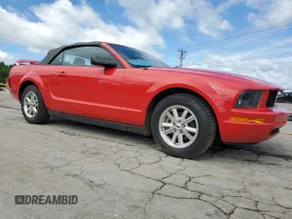 2006 Ford Mustang Standard z VIN 1ZVFT84N465105137, wystawiony jako Copart lot #57485245 z przebiegiem 84 618 mil mil oraz Szkoda całkowita • Salvage title. Historia ofert i sprzedaży dostępna na DreamBid. Obrazek 4.