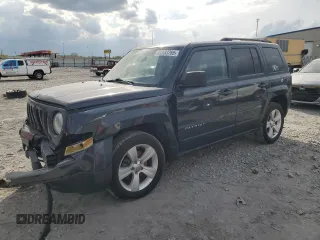 2016 Jeep Patriot Latitude z VIN 1C4NJPFB6GD502454, wystawiony jako Copart lot #54133765 z przebiegiem 129 573 mil mil oraz Szkoda całkowita • Salvage title. Historia ofert i sprzedaży dostępna na DreamBid. Obrazek 1.