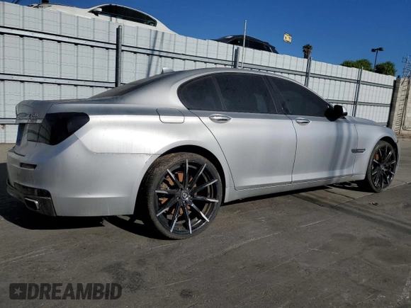 2011 BMW 7 Series 740i with VIN WBAKA4C55BC613072, listed as a Copart auction lot 87712105 with 137,048 mi miles and Clean Title. Bid and sale history available at carsss.com. Image 3.