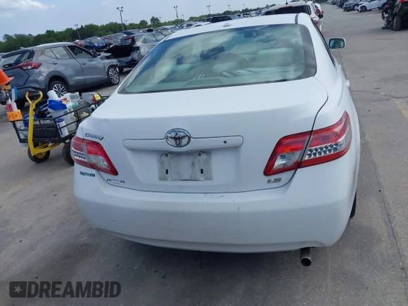 2011 Toyota Camry LE with VIN 4T1BF3EK8BU766147, listed as a IAAI auction lot 42002658 with 165,750 mi miles. Bid and sale history available at carsss.com. Image 16.
