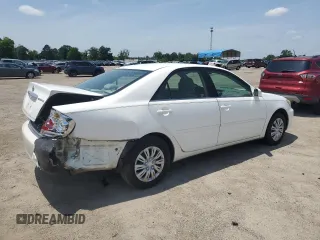 2005 Toyota Camry STD z VIN 4T1BE32K45U024498, wystawiony jako Copart lot #57498975 z przebiegiem 212 549 mil mil oraz Szkoda całkowita • Salvage title. Historia ofert i sprzedaży dostępna na DreamBid. Obrazek 3.
