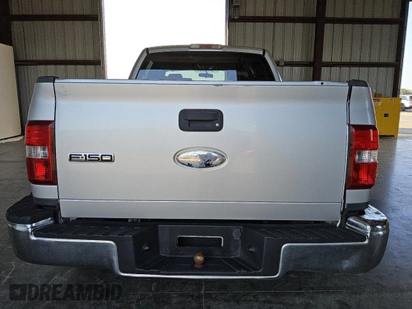 2007 Ford F-150 XLT z VIN 1FTRW02W17KD34981, wystawiony jako Copart lot #74465794 z przebiegiem 259 156 mil mil oraz Czysty tytuł • Clean title. Historia ofert i sprzedaży dostępna na DreamBid. Obrazek 6.