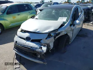 2014 Toyota Prius Four z VIN JTDKN3DU9E1755013, wystawiony jako IAAI lot #42228158 z przebiegiem 136 391 mil mil oraz . Historia ofert i sprzedaży dostępna na DreamBid. Obrazek 18.