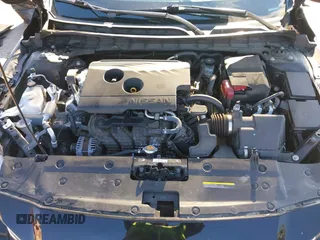 2019 Nissan Altima 2.5 S with VIN 1N4BL4BW6KC189236, listed as a IAAI auction lot 40638145 with 147,457 mi miles. Bid and sale history available at carsss.com. Image 10.