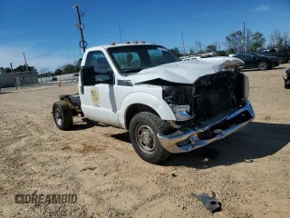 2013 Ford F-350 z VIN 1FDRF3E6XDEA42507, wystawiony jako Copart lot #47822115 z przebiegiem 319 942 mil mil oraz Szkoda całkowita • Salvage title. Historia ofert i sprzedaży dostępna na DreamBid. Obrazek 4.