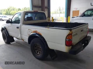 2001 Toyota Tacoma with VIN 5TEPM62N91Z841539, listed as a IAAI auction lot 42628562 with 445,105 mi miles and . Bid and sale history available at DreamBid. Image 3.