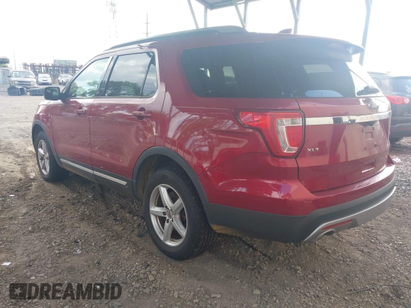 2016 Ford Explorer XLT z VIN 1FM5K8D84GGA42036, wystawiony jako IAAI lot #42216367 z przebiegiem 82 413 mil mil oraz . Historia ofert i sprzedaży dostępna na DreamBid. Obrazek 3.