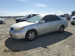2004 Toyota Camry LE with VIN 4T1BE32K14U263747, listed as a Copart auction lot 52775455 with 170,574 mi miles and Clean Title. Bid and sale history available at carsss.com. Image 1.