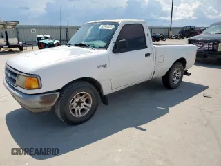 1996 Ford Ranger XL with VIN 1FTCR10A9TUC08022, listed as a Copart auction lot 62541055 with 203,189 mi miles and Salvage title. Bid and sale history available at DreamBid. Image 1.