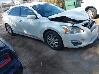 2015 Nissan Altima SL z VIN 1N4AL3AP3FN876944, wystawiony jako IAAI lot #42723601 z przebiegiem 105 617 mil mil oraz . Historia ofert i sprzedaży dostępna na DreamBid. Obrazek 1.