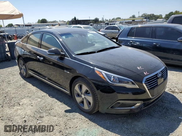2017 Hyundai Sonata Hybrid Limited with VIN KMHE34L14HA046991, listed as a Copart auction lot 65815373 with 95,854 mi miles. Bid and sale history available at carsss.com. Image 4.