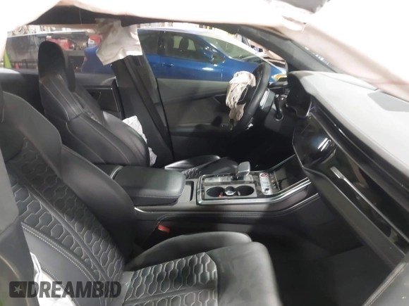 2021 Audi RS Q8 z VIN WU1ARBF11MD023634, wystawiony jako IAAI lot #41265556 z przebiegiem 16 042 mil mil oraz . Historia ofert i sprzedaży dostępna na DreamBid. Obrazek 5.