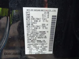 2006 Nissan Titan LE z VIN 1N6AA07B86N558017, wystawiony jako IAAI lot #42179803 z przebiegiem 185 367 mil mil oraz . Historia ofert i sprzedaży dostępna na DreamBid. Obrazek 9.