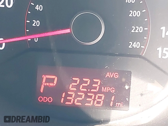 2013 Kia Sorento EX z VIN 5XYKUDA22DG413039, wystawiony jako IAAI lot #42197700 z przebiegiem 132 381 mil mil oraz . Historia ofert i sprzedaży dostępna na DreamBid. Obrazek 16.