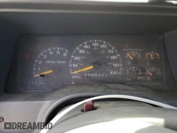 1999 Chevrolet Suburban with VIN 3GNEC16R7XG141671, listed as a Copart auction lot 77784174 with 207,234 mi miles and Salvage Title. Bid and sale history available at carsss.com. Image 9.