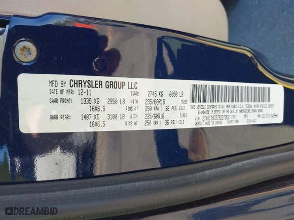 2012 Chrysler Town & Country Touring with VIN 2C4RC1BG5CR227953, listed as a IAAI auction lot 41901981 with 243,500 mi miles. Bid and sale history available at carsss.com. Image 9.