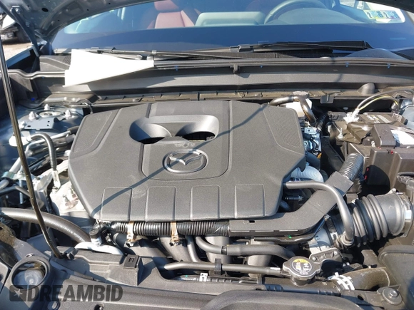 2025 Mazda CX-30 S Preferred with VIN 3MVDMBCM2SM804234, listed as a IAAI auction lot 42391251 with 413 mi miles and . Bid and sale history available at DreamBid. Image 10.