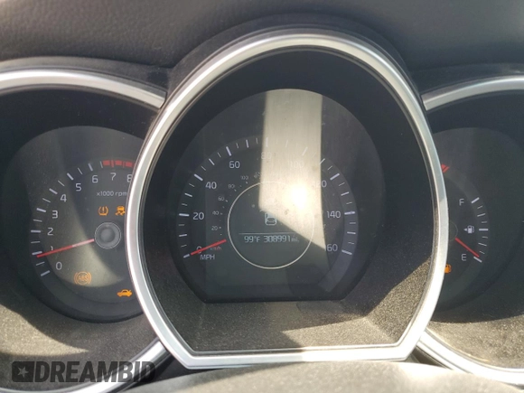 2014 Kia Optima LX with VIN 5XXGM4A71EG344934, listed as a Copart auction lot 60271204 with 308,991 mi miles and Salvage Title. Bid and sale history available at carsss.com. Image 9.