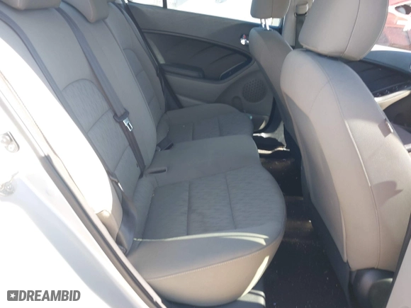 2015 Kia Forte LX with VIN KNAFK4A60F5433356, listed as a IAAI auction lot 41752952 with 91,631 mi miles. Bid and sale history available at carsss.com. Image 8.