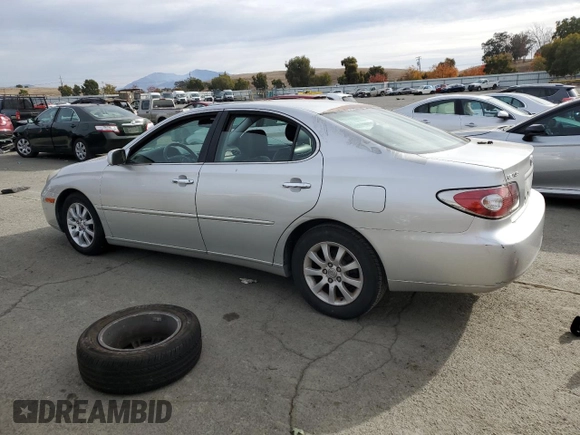 2002 Lexus ES 300 with VIN JTHBF30G825017879, listed as a Copart auction lot 81544894 with 245,783 mi miles and Salvage Title. Bid and sale history available at DreamBid. Image 2.