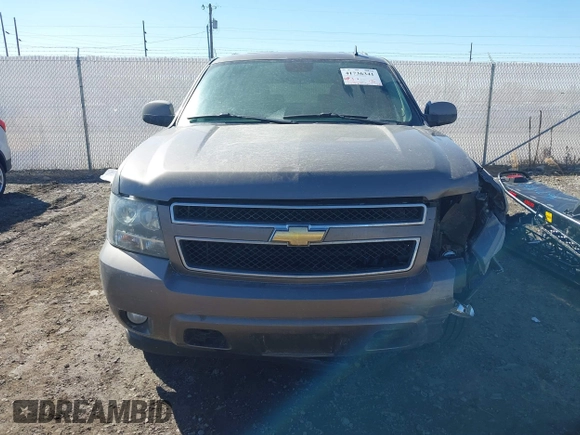 2011 Chevrolet Suburban LT with VIN 1GNSKJE34BR335361, listed as a IAAI auction lot 41736341 with 170,422 mi miles. Bid and sale history available at carsss.com. Image 13.