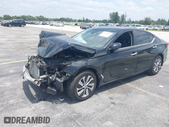2023 Nissan Altima S with VIN 1N4BL4BV4PN354459, listed as a IAAI auction lot 42102997 with 39,426 mi miles and . Bid and sale history available at carsss.com. Image 17.