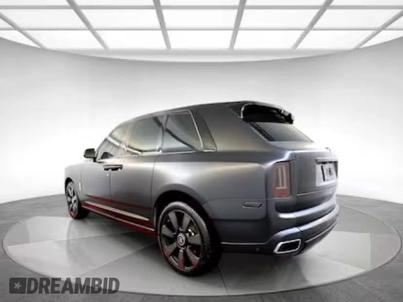 2020 Rolls-Royce Cullinan z VIN SLATV4C0XLU201XXX, wystawiony jako Copart lot #59246195 z przebiegiem 48 797 mil mil oraz Tytuł czysty. Historia ofert i sprzedaży dostępna na DreamBid. Obrazek 3.