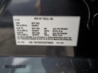 2025 Tesla Model Y Long Range with VIN 7SAYGDEE5SF296652, listed as a Copart auction lot 46664465 with 452 mi miles and Salvage Title. Bid and sale history available at DreamBid. Image 14.