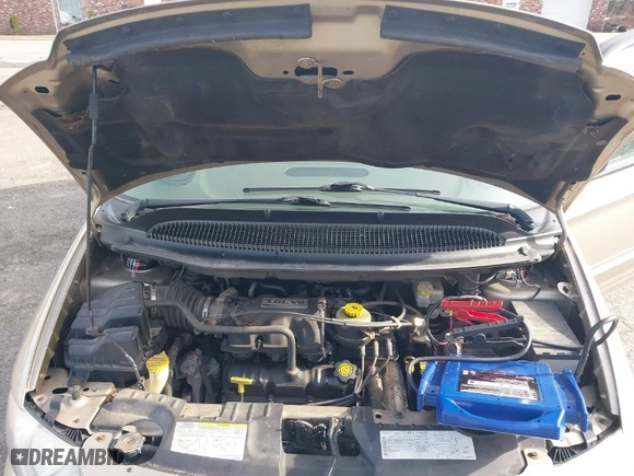 2003 Chrysler Town & Country LXi with VIN 2C8GP54L93R372831, listed as a IAAI auction lot 41958119 with 88,442 mi miles. Bid and sale history available at carsss.com. Image 10.