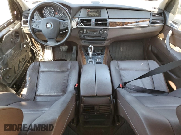 2012 BMW X5 35i z VIN 5UXZV4C52CL748838, wystawiony jako Copart lot #58051155 z przebiegiem 224 088 mil mil oraz Czysty tytuł • Clean title. Historia ofert i sprzedaży dostępna na DreamBid. Obrazek 8.