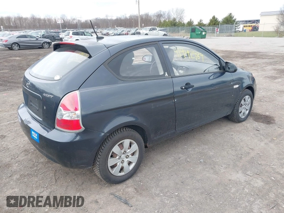2008 Hyundai Accent GS with VIN KMHCM36C18U091400, listed as a IAAI auction lot 41942989 with 179,072 mi miles. Bid and sale history available at carsss.com. Image 4.