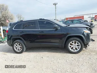 2015 Jeep Cherokee Latitude with VIN 1C4PJMCB6FW527448, listed as a IAAI auction lot 42074461 with 139,795 mi miles and . Bid and sale history available at carsss.com. Image 12.