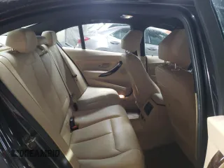 2015 BMW 3 Series 335i xDrive z VIN WBA3B9C55FF589682, wystawiony jako Copart lot #49249045 z przebiegiem 80 172 mil mil oraz Szkoda całkowita • Salvage title. Historia ofert i sprzedaży dostępna na DreamBid. Obrazek 10.