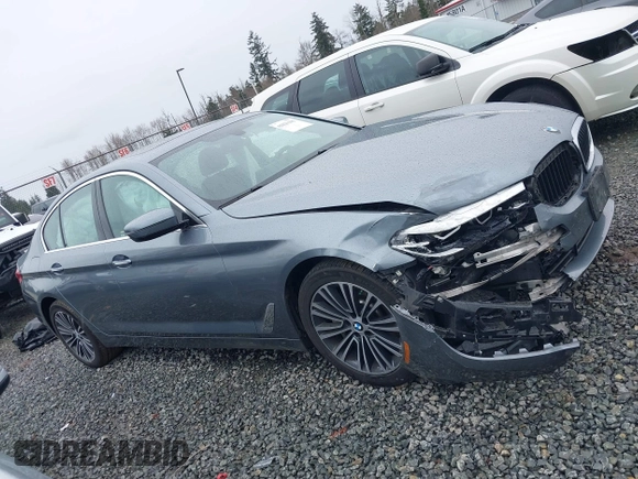 2018 BMW 5 Series 530i xDrive with VIN WBAJA7C54JWA72657, listed as a IAAI auction lot 41821105 with 48,033 mi miles. Bid and sale history available at carsss.com. Image 13.