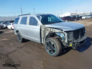 2019 Ford Expedition Limited with VIN 1FMJU2AT4KEA86525, listed as a IAAI auction lot 41784517 with 66,714 mi miles. Bid and sale history available at carsss.com. Image 1.