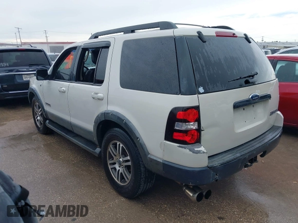 2008 Ford Explorer XLT with VIN 1FMEU63848UA58899, listed as a IAAI auction lot 42465422 with 205,889 mi miles and . Bid and sale history available at DreamBid. Image 3.