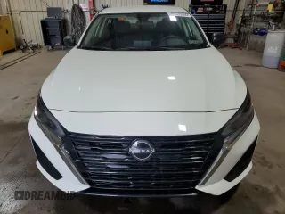 2025 Nissan Altima SV with VIN 1N4BL4DV4SN377553, listed as a Copart auction lot 53980035 with 1,566 mi miles and Clean Title. Bid and sale history available at DreamBid. Image 5.