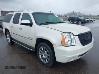2011 GMC Yukon XL Denali z VIN 1GKS2MEF5BR178383, wystawiony jako IAAI lot #42331419 z przebiegiem 247 193 mil mil oraz . Historia ofert i sprzedaży dostępna na DreamBid. Obrazek 1.
