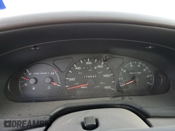 2002 Mercury Sable LS Premium with VIN 1MEFM55SX2A618363, listed as a Copart auction lot 84766174 with 179,585 mi miles and Salvage Title. Bid and sale history available at DreamBid. Image 9.