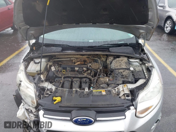 2013 Ford Focus SE with VIN 1FADP3F22DL354250, listed as a IAAI auction lot 41727693 with 171,011 mi miles. Bid and sale history available at carsss.com. Image 10.