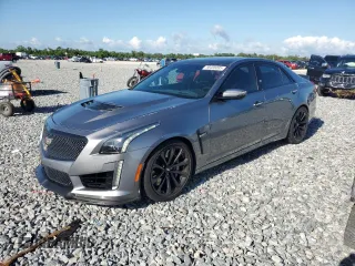 2018 Cadillac CTS-V z VIN 1G6A15S66J0166916, wystawiony jako Copart lot #56400095 z przebiegiem 28 825 mil mil oraz Szkody całkowita. Historia ofert i sprzedaży dostępna na DreamBid. Obrazek 1.