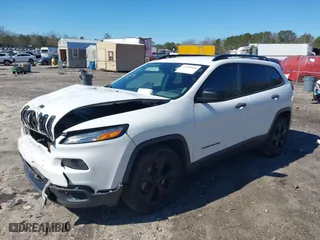 2017 Jeep Cherokee Sport with VIN 1C4PJLAB2HW654617, listed as a IAAI auction lot 41595886 with NaN miles. Bid and sale history available at carsss.com. Image 17.