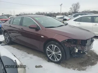 2019 Buick Regal Essence z VIN W04GP6SX9K1076069, wystawiony jako Copart lot #88209205 z przebiegiem 57 555 mil mil oraz Szkoda całkowita • Salvage title. Historia ofert i sprzedaży dostępna na DreamBid. Obrazek 4.