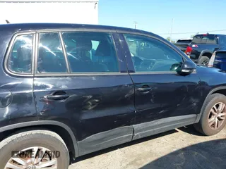 2012 Volkswagen Tiguan LE with VIN WVGAV7AX1CW557250, listed as a IAAI auction lot 42300694 with 122,310 mi miles and . Bid and sale history available at DreamBid. Image 13.